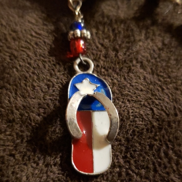 Red, White and Blue Flip Flop Earrings🧡 - Picture 2 of 4